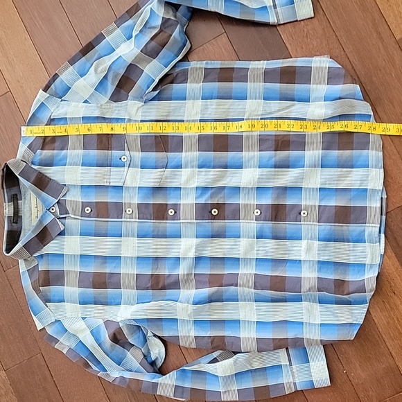 Tommy Bahama XL Men's Plaid Island Modern Fit Button Up Shirt - Picture 10 of 10